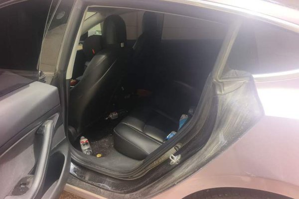 Tesla Model 3 2020, 95500 км, за 16869 USD - фото 20