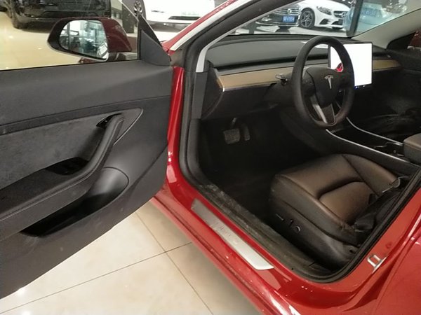 Tesla Model 3 2020, 60100 км, за 17932 USD - фото 19