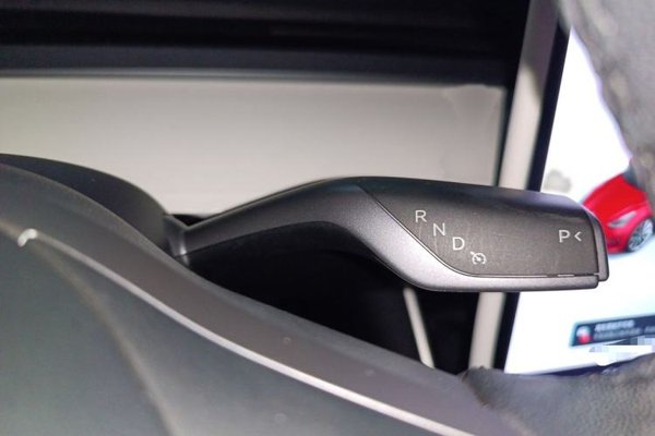 Tesla Model 3 2020, 91900 км, за 18023 USD - фото 14