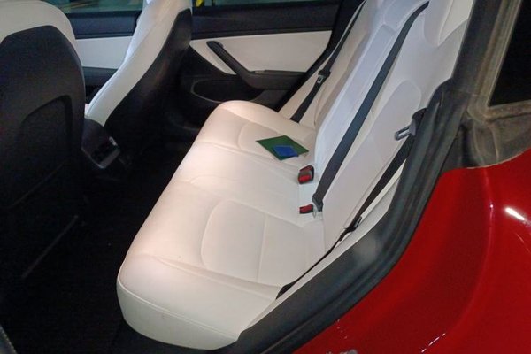 Tesla Model 3 2020, 91900 км, за 18023 USD - фото 20