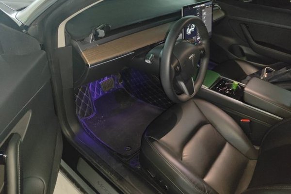 Tesla Model 3 2020, 41200 км, за 17496 USD - фото 14