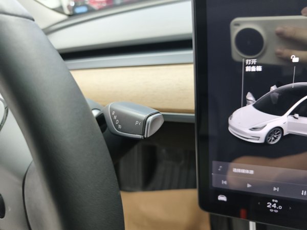 Tesla Model 3 2020, 112200 км, за 18594 USD - фото 23