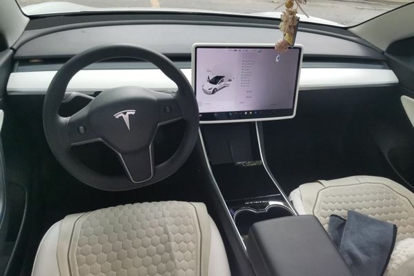 Tesla Model 3 2020, 73100 км, за 17837 USD - фото 18