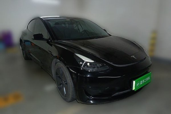 Tesla Model 3 2021, 108400 км, за 19213 USD