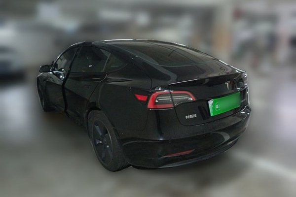 Tesla Model 3 2021, 108400 км, за 19213 USD
