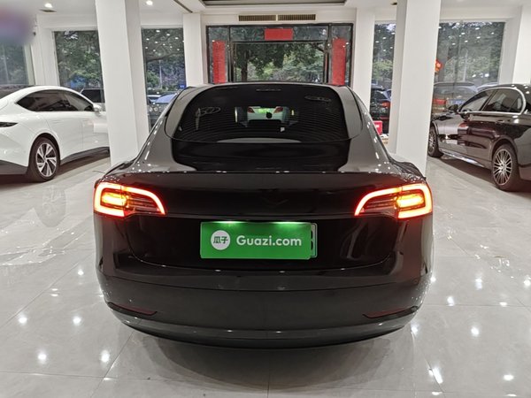 Tesla Model 3 2021, 115200 км, за 19583 USD