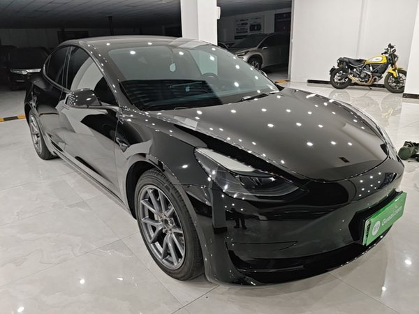 Tesla Model 3 2021, 115200 км, за 19583 USD