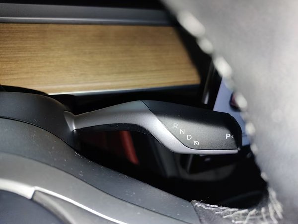 Tesla Model 3 2021, 139700 км, за 19816 USD - фото 17