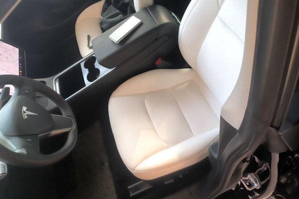 Tesla Model 3 2021, 43600 км, за 20955 USD - фото 11