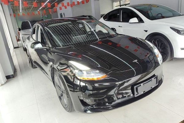 Tesla Model 3 2021, 47000 км, за 18176 USD