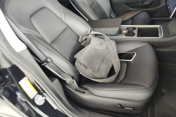 Tesla Model 3 2021, 47000 км, за 18176 USD - фото 19