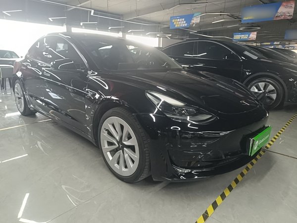 Tesla Model 3 2021, 49000 км, за 20298 USD