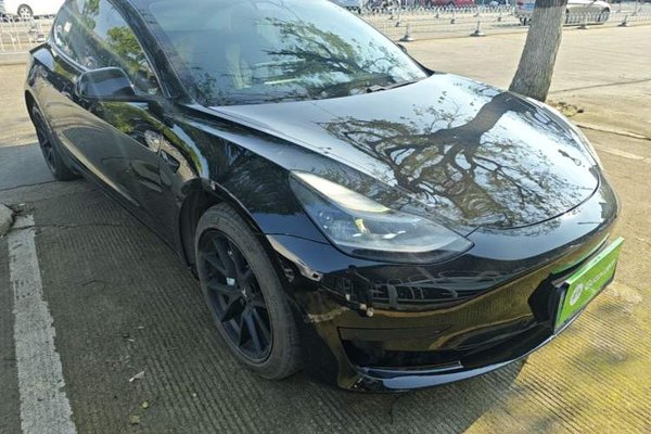Tesla Model 3 2021, 63099 км, за 19426 USD