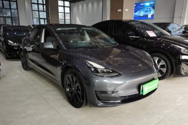 Tesla Model 3 2021, 114200 км, за 18646 USD