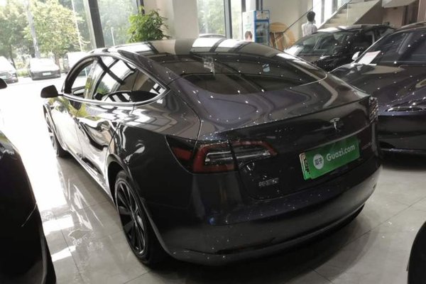 Tesla Model 3 2021, 114200 км, за 18646 USD