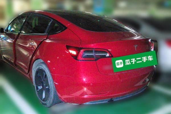 Tesla Model 3 2021, 48700 км, за 19740 USD