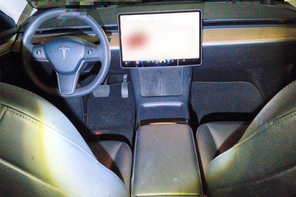 Tesla Model 3 2021, 48700 км, за 19740 USD - фото 18