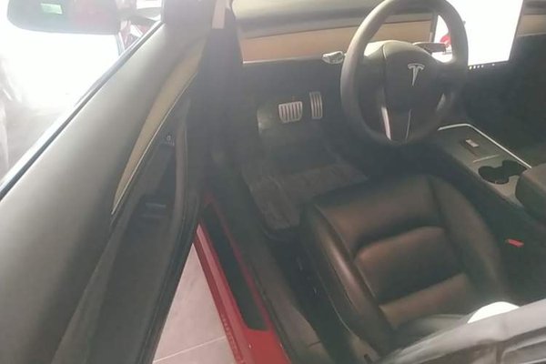 Tesla Model 3 2021, 82300 км, за 23141 USD - фото 18
