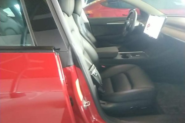 Tesla Model 3 2021, 82300 км, за 23141 USD - фото 19