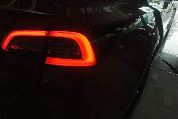 Tesla Model 3 2021, 82300 км, за 23141 USD - фото 11