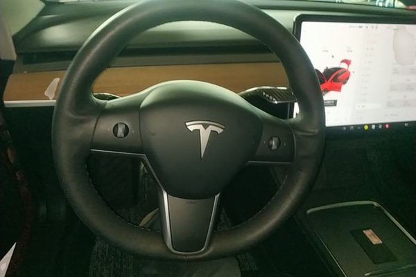Tesla Model 3 2021, 82300 км, за 23141 USD - фото 13