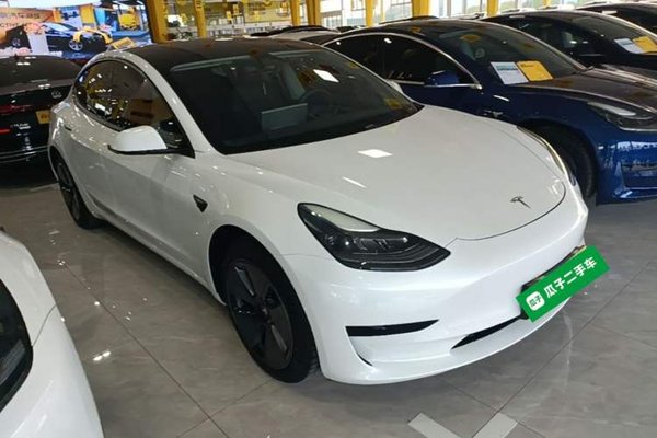Tesla Model 3 2021, 39500 км, за 20092 USD