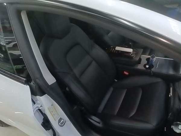 Tesla Model 3 2021, 46000 км, за 20857 USD - фото 23