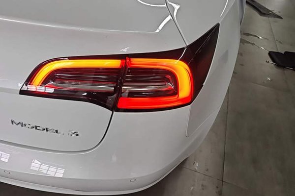 Tesla Model 3 2021, 99300 км, за 18470 USD - фото 9