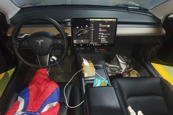 Tesla Model 3 2022, 116100 км, за 18220 USD - фото 6