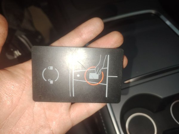 Tesla Model 3 2022, 143100 км, за 20726 USD - фото 12