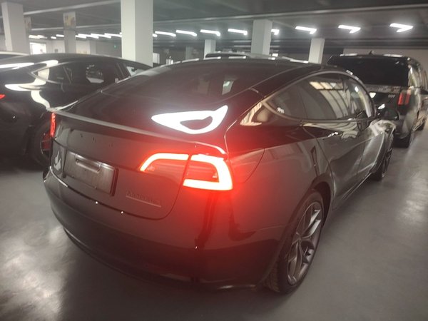 Tesla Model 3 2022, 25500 км, за 30896 USD - фото 6