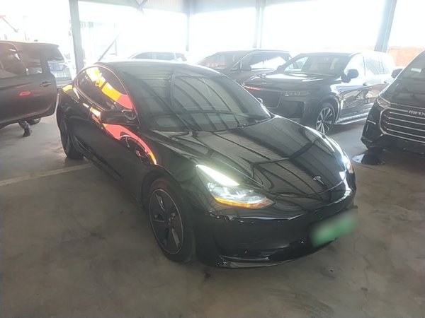 Tesla Model 3 2022, 39800 км, за 23893 USD