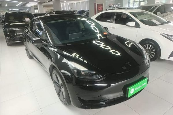 Tesla Model 3 2022, 99900 км, за 22030 USD