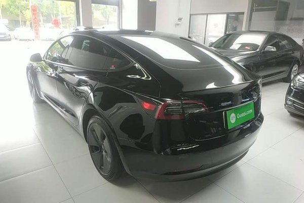 Tesla Model 3 2022, 99900 км, за 22030 USD