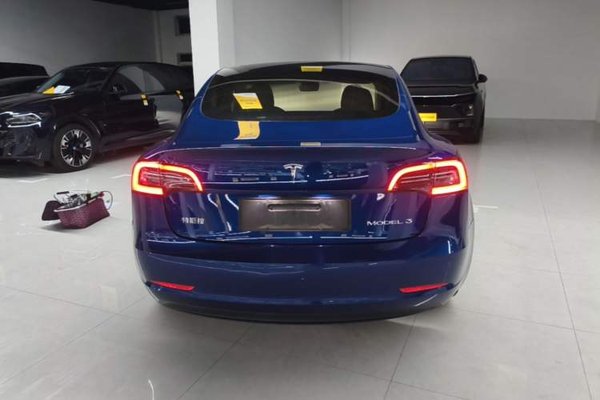 Tesla Model 3 2022, 44400 км, за 23714 USD