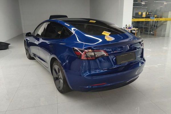 Tesla Model 3 2022, 44400 км, за 23714 USD