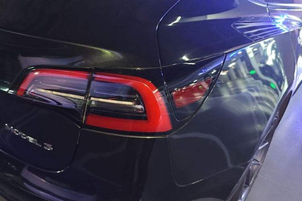 Tesla Model 3 2022, 42500 км, за 23935 USD - фото 23