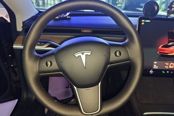 Tesla Model 3 2022, 42500 км, за 23935 USD - фото 13