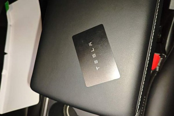 Tesla Model 3 2022, 42500 км, за 23935 USD - фото 11