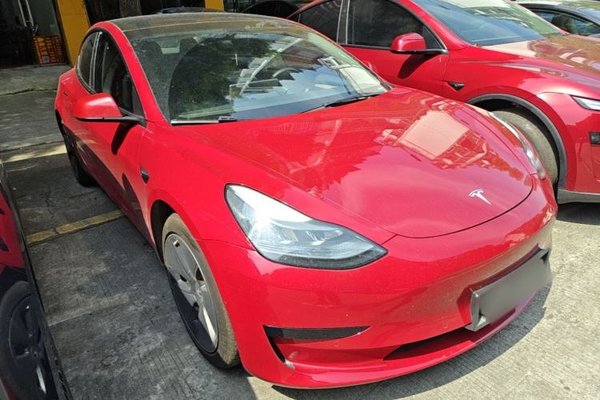 Tesla Model 3 2022, 73700 км, за 20339 USD