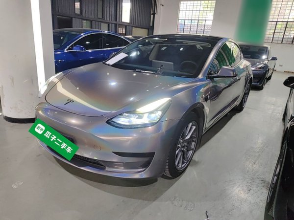 Tesla Model 3 · 2022 год