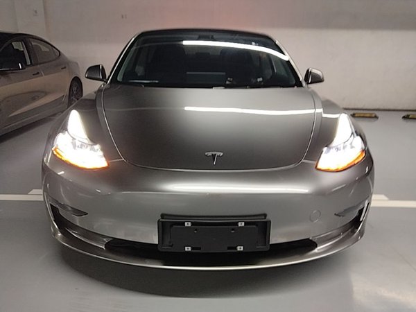 Tesla Model 3 2022, 17900 км, за 31216 USD