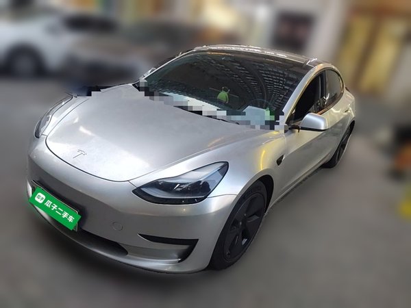 Tesla Model 3 · 2022 год