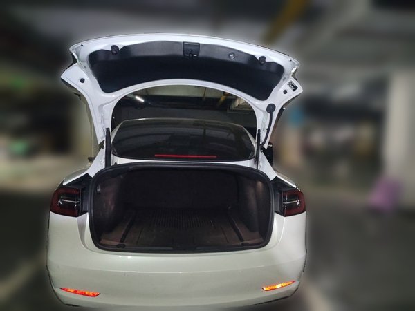 Tesla Model 3 2022, 24500 км, за 25003 USD - фото 16