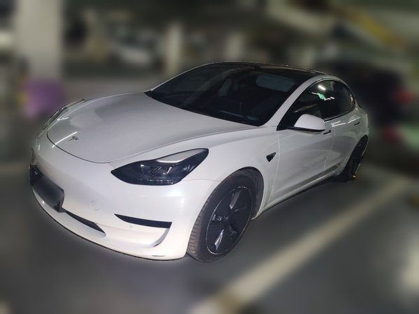 Tesla Model 3 · 2022 год