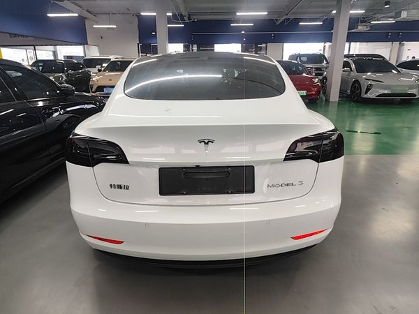Tesla Model 3 2022, 36200 км, за 22816 USD