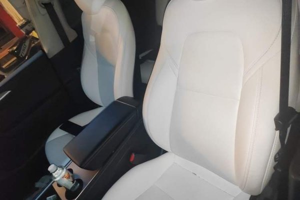 Tesla Model Y 2023, 64400 км, за 24806 USD - фото 16