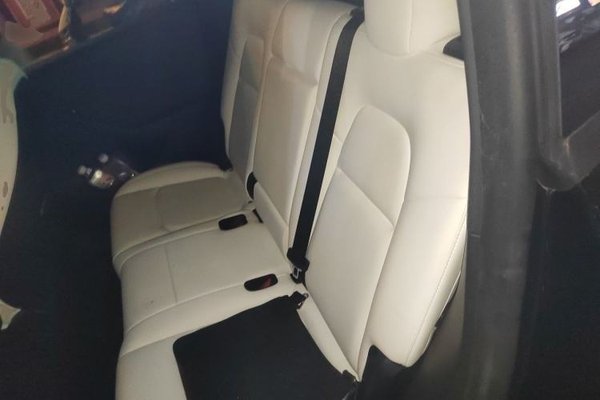 Tesla Model Y 2023, 64400 км, за 24806 USD - фото 18
