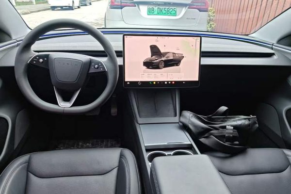 Tesla Model 3 2023, 69100 км, за 25605 USD - фото 12
