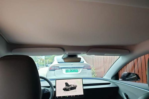 Tesla Model 3 2023, 69100 км, за 25605 USD - фото 21
